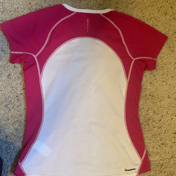 The North Face flash dry t-shirt - Picture 8 of 9